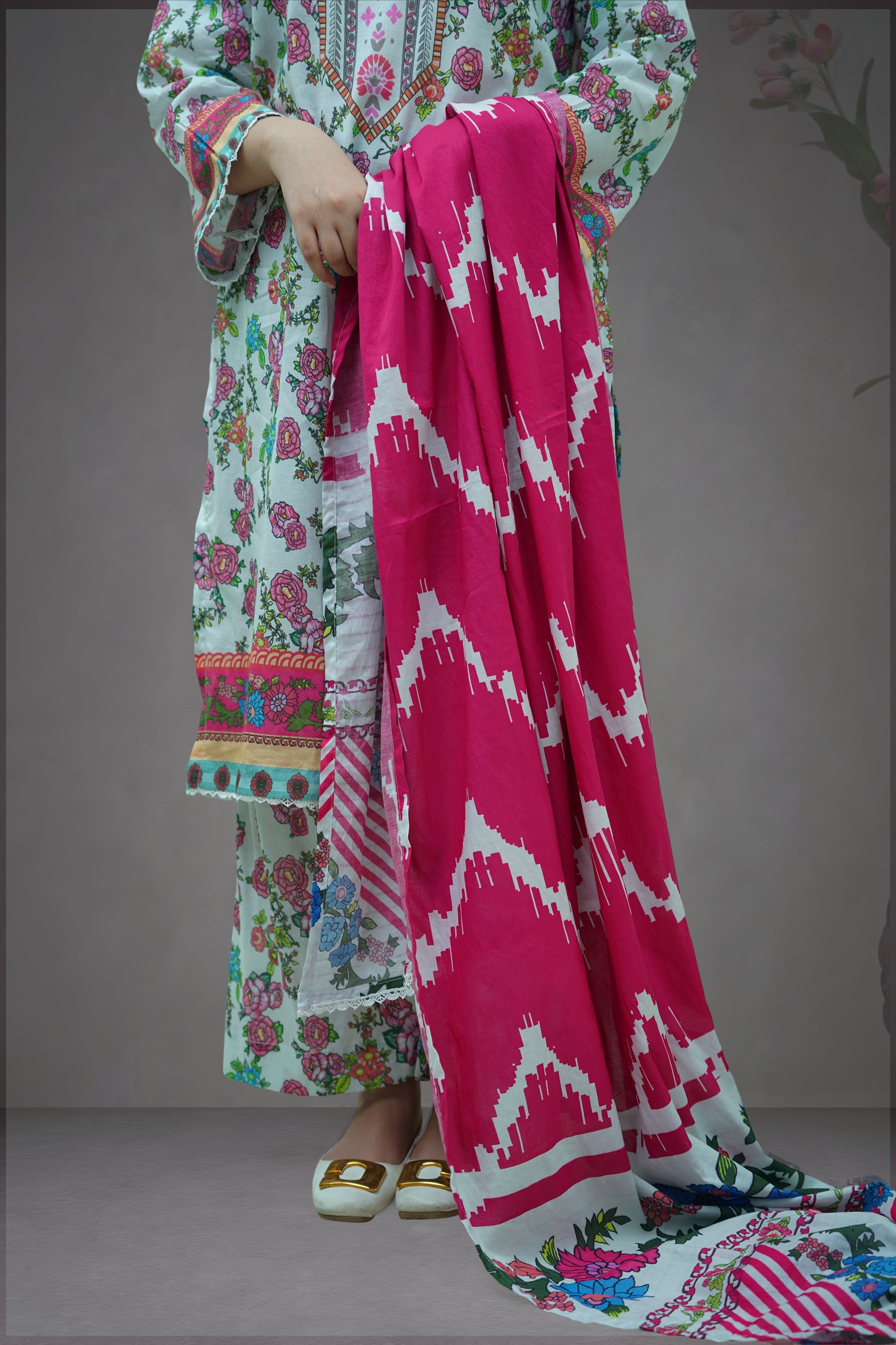 Pink Floral 3-Piece Lawn Suit Unstitched (A-120)