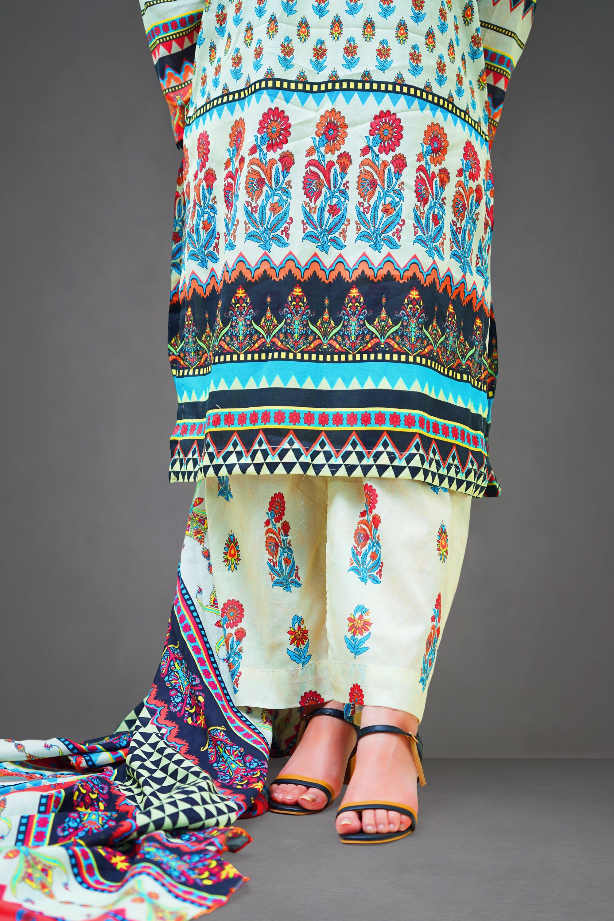 Bohemian Bloom 3-Piece Lawn Suit Unstitched (A-124)