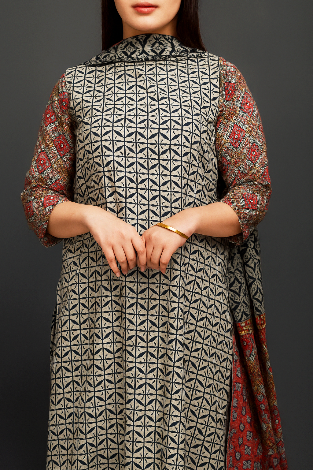 Sindhi Harmony 3-Piece Lawn Suit Unstitched (A-119)