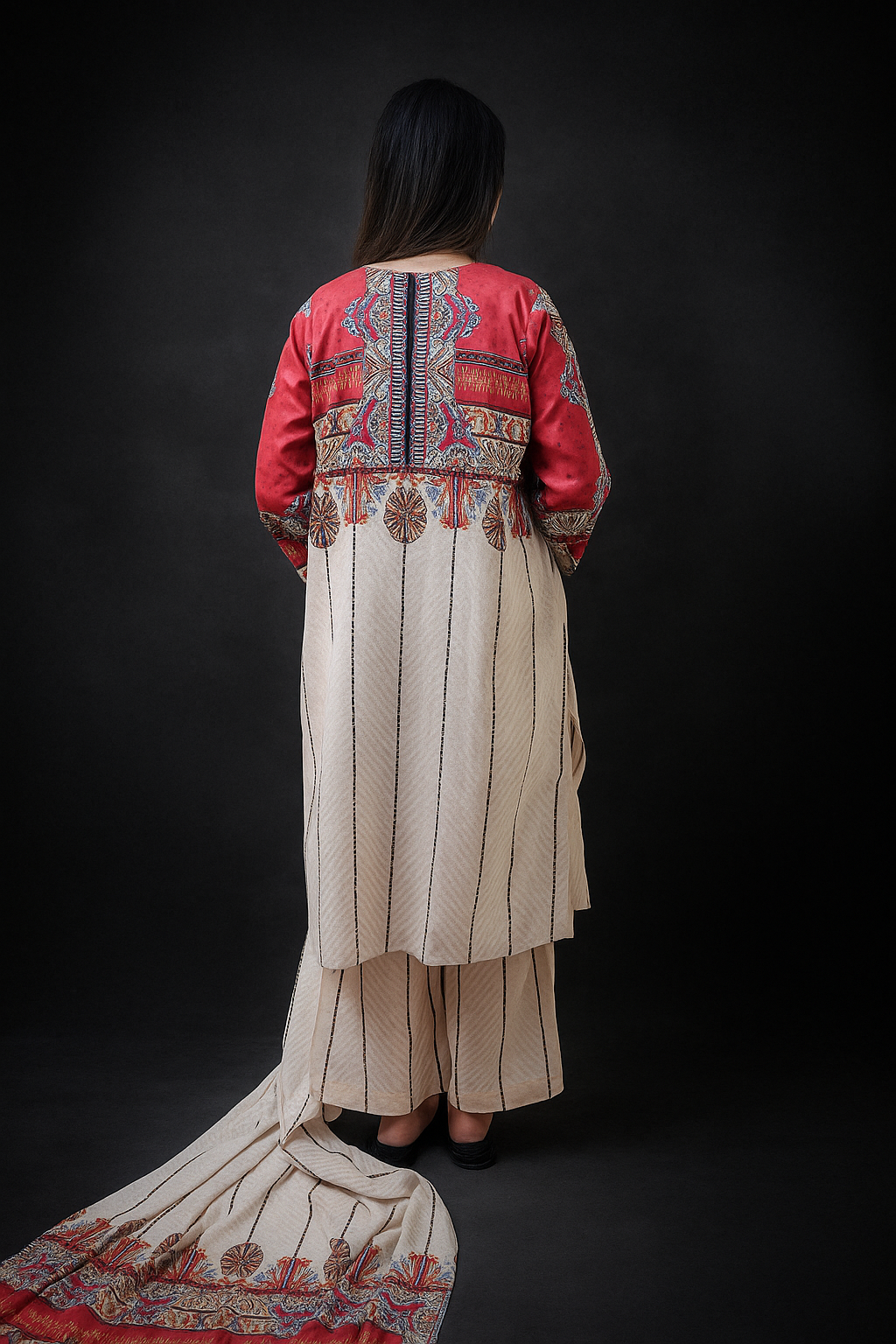 Crimson Mosaic 3-Piece Lawn Suit Unstitched (A-118)