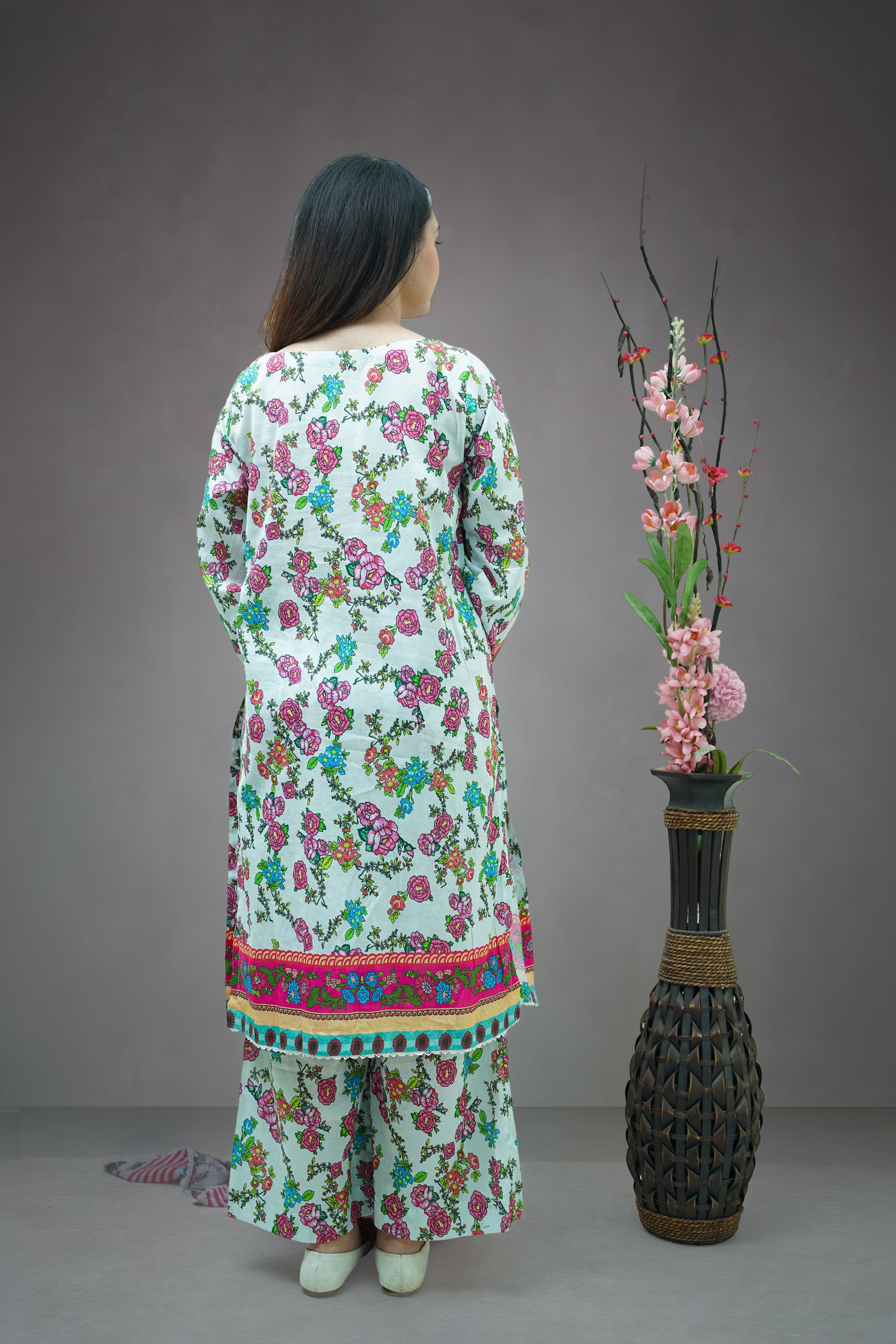 Pink Floral 3-Piece Lawn Suit Unstitched (A-120)